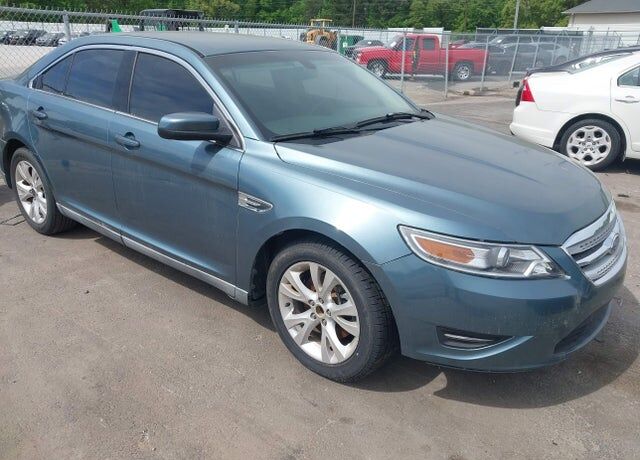 2010 FORD Taurus