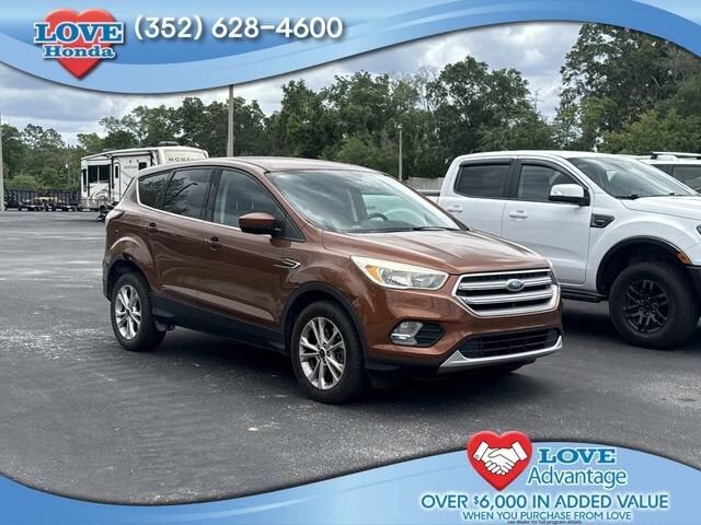 2017 FORD Escape