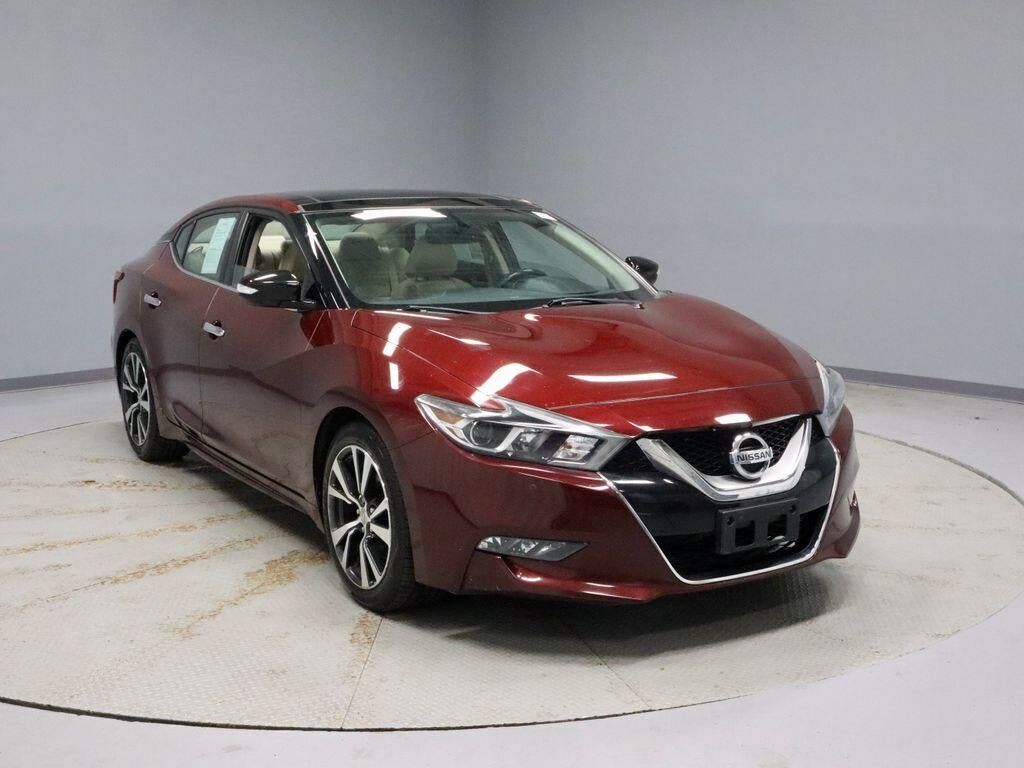 2017 NISSAN Maxima