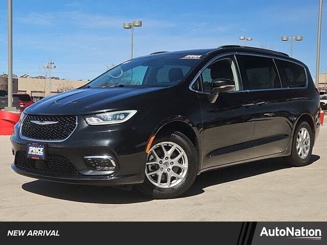 2022 CHRYSLER Pacifica