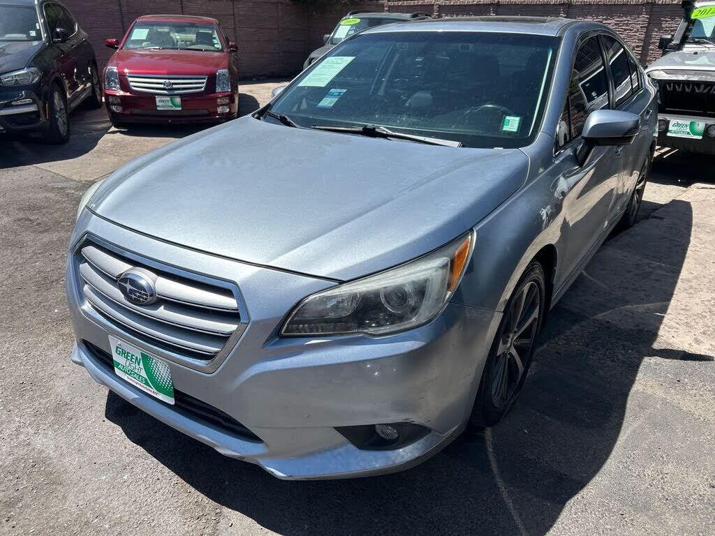 2017 SUBARU Legacy