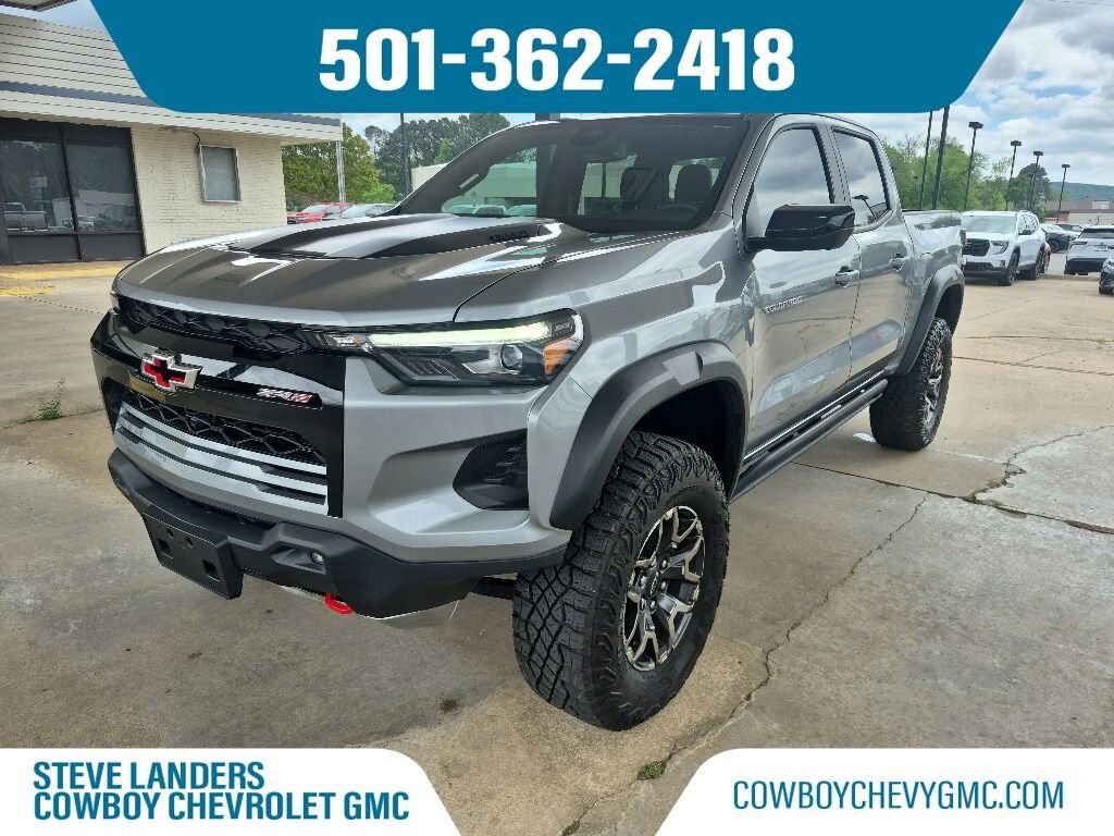 2025 CHEVROLET Colorado