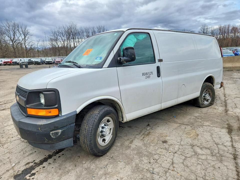 2017 CHEVROLET Express