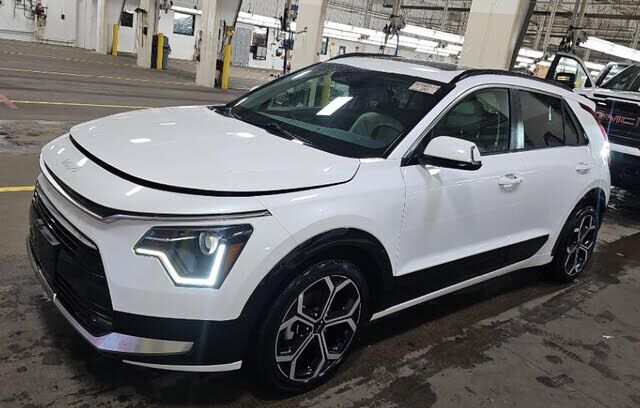 2023 KIA Niro