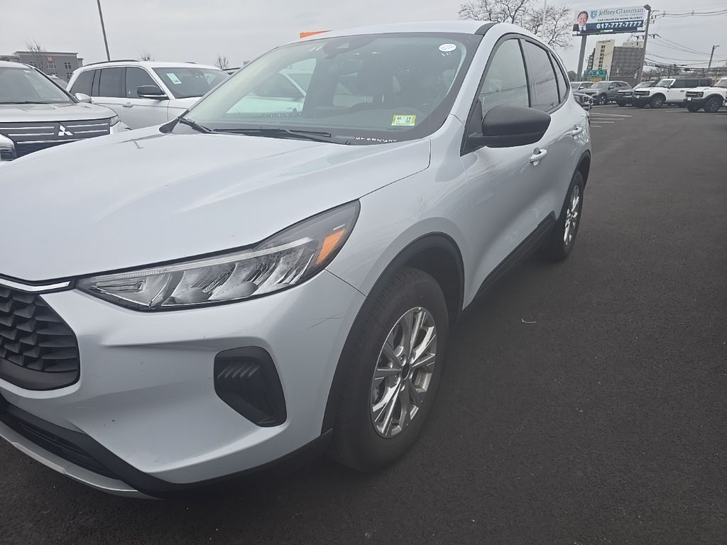 2025 FORD Escape