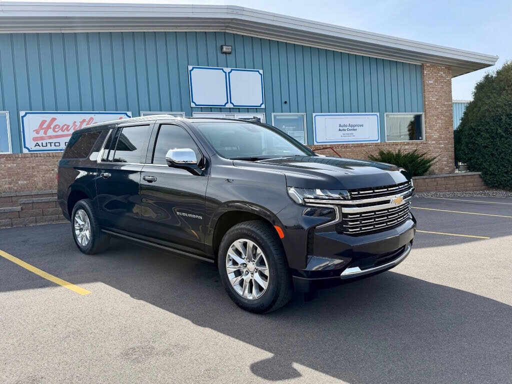 2023 CHEVROLET Suburban