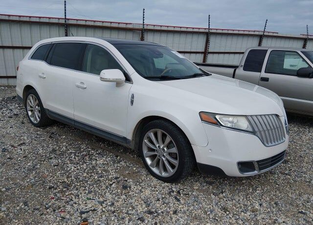2010 LINCOLN MKT