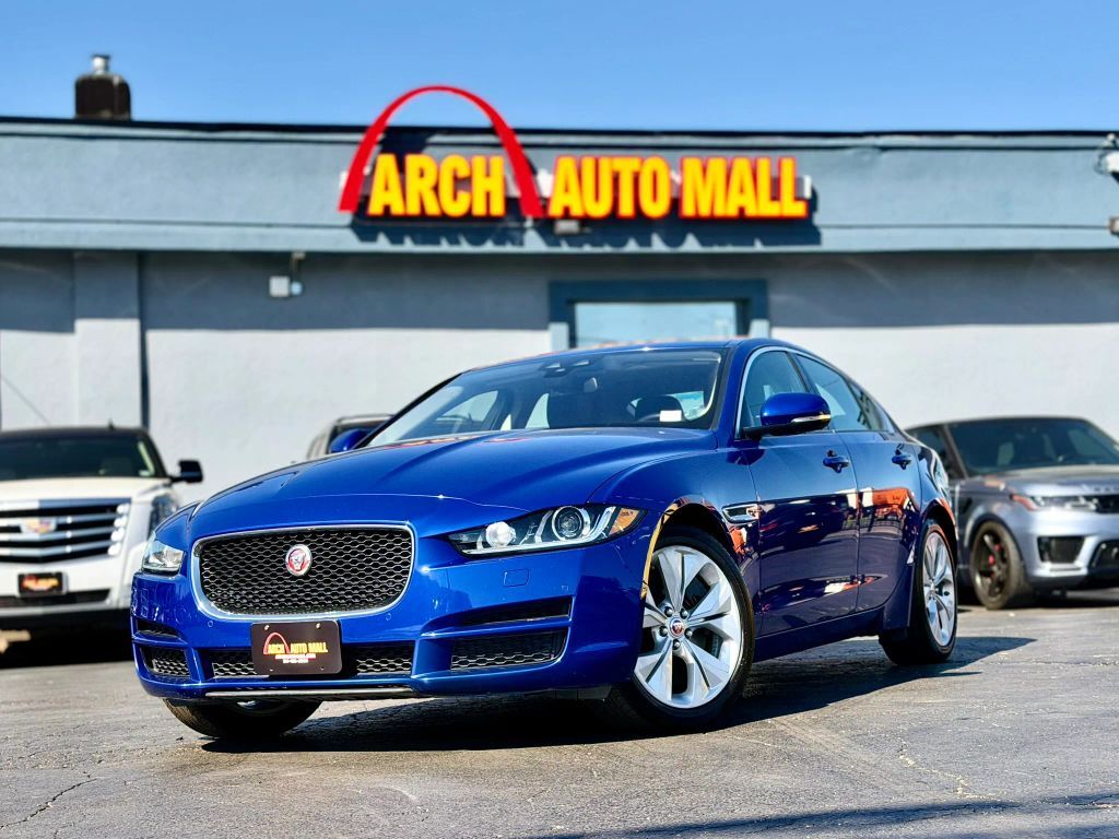 2018 JAGUAR XE