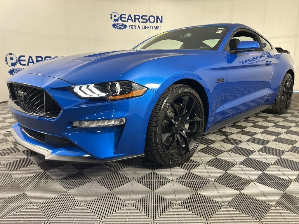 2019 FORD Mustang