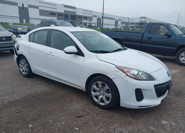 2012 MAZDA Mazda3