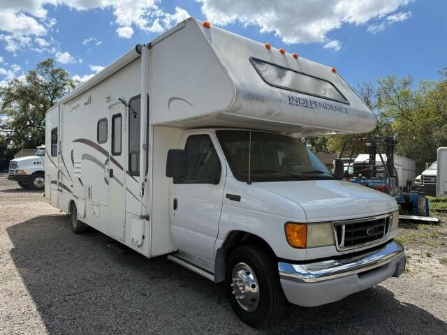 2003 FORD E-450