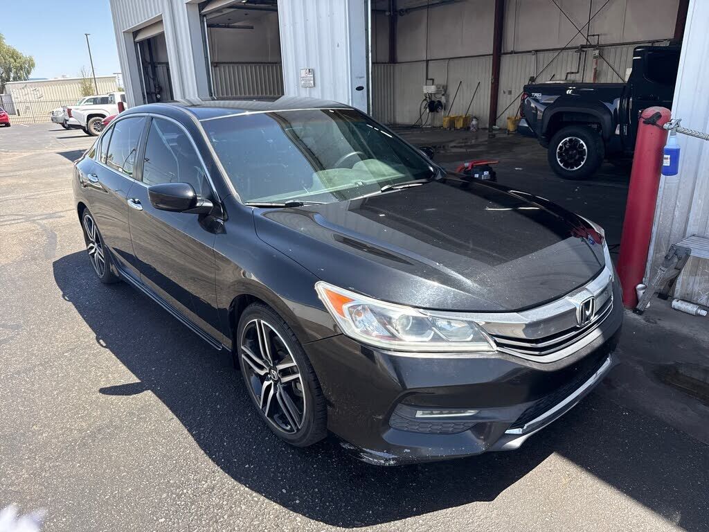 2017 HONDA Accord