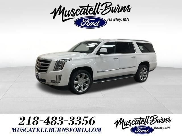 2017 CADILLAC Escalade ESV