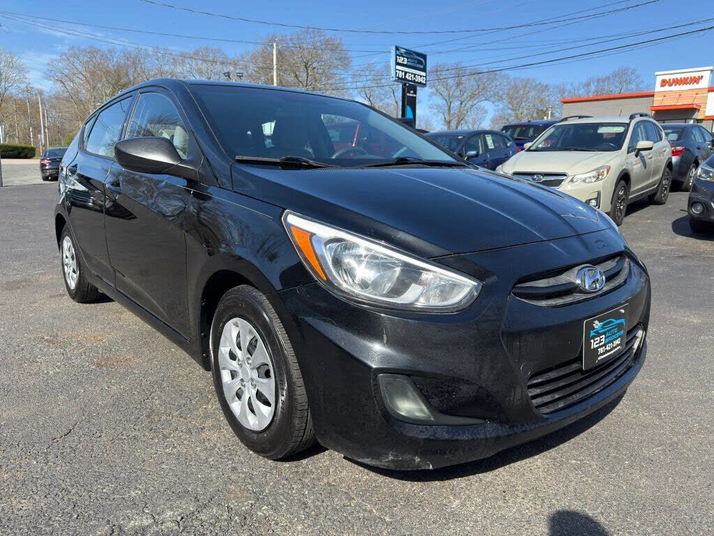 2017 HYUNDAI Accent