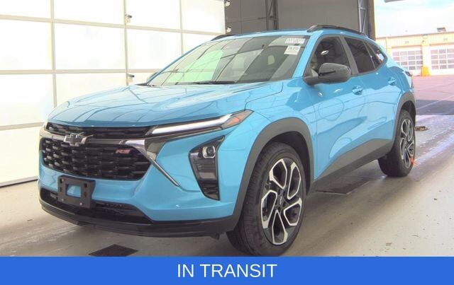 2025 CHEVROLET Trax