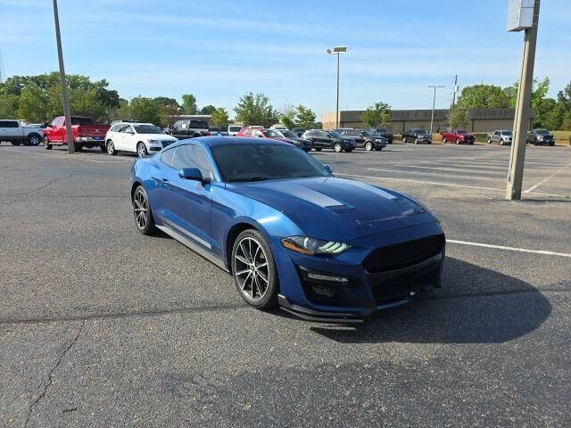 2022 FORD Mustang