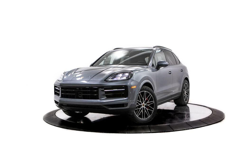 2026 PORSCHE Cayenne