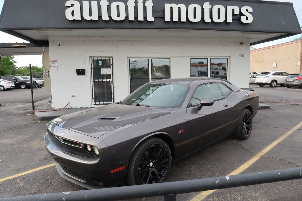 2015 DODGE Challenger