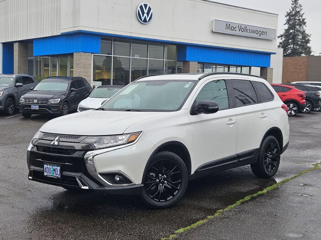 2019 MITSUBISHI Outlander