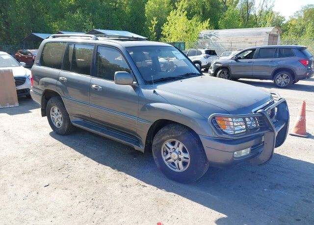 2001 LEXUS LX