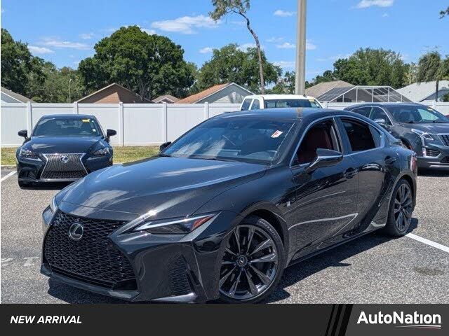 2023 LEXUS IS