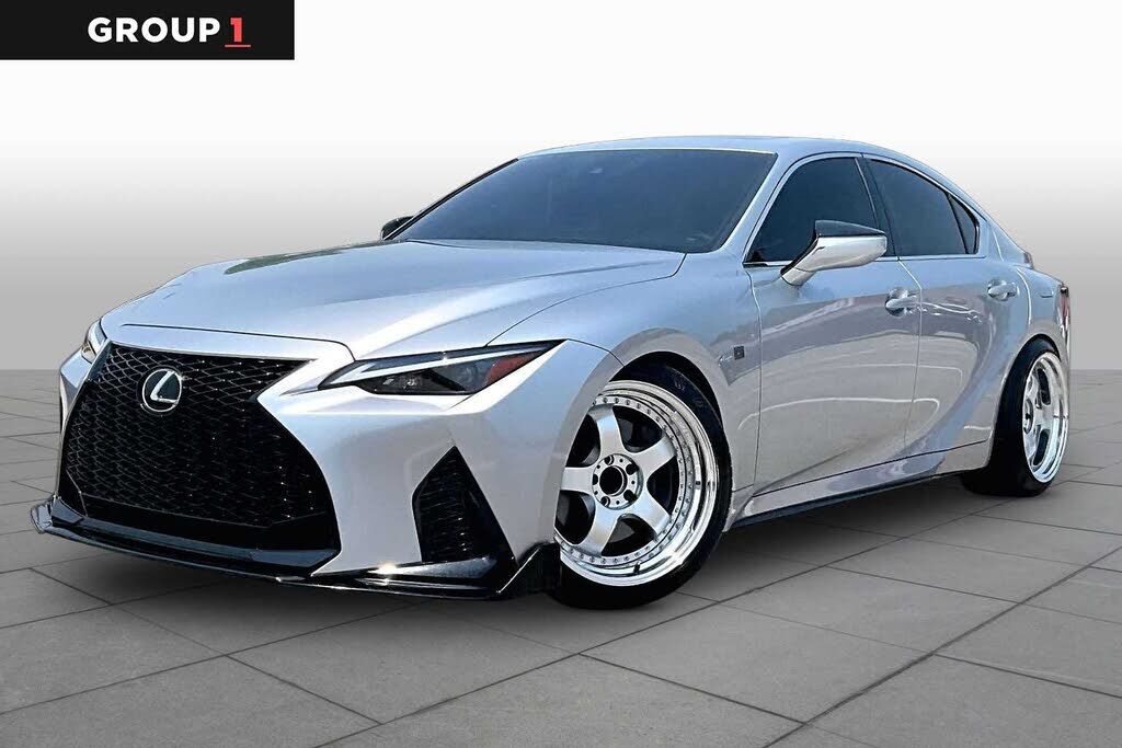 2024 LEXUS IS