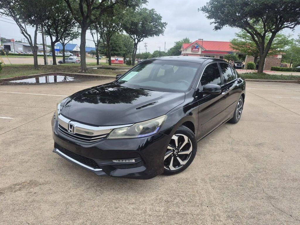 2017 HONDA Accord