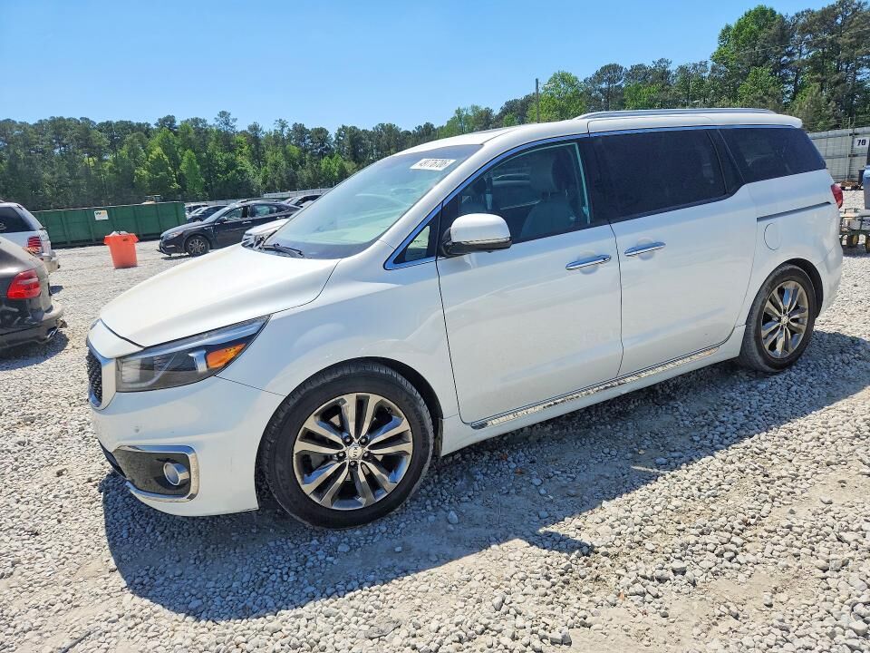 2016 KIA Sedona