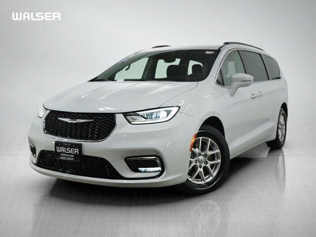 2022 CHRYSLER Pacifica