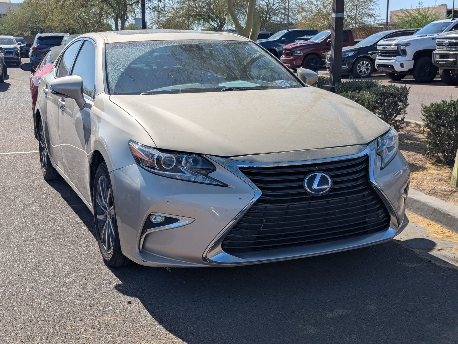 2016 LEXUS ES