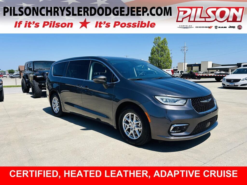 2023 CHRYSLER Pacifica