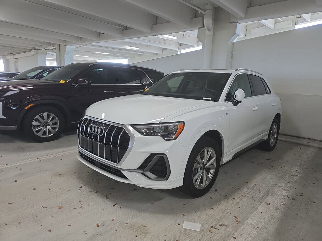 2021 AUDI Q3