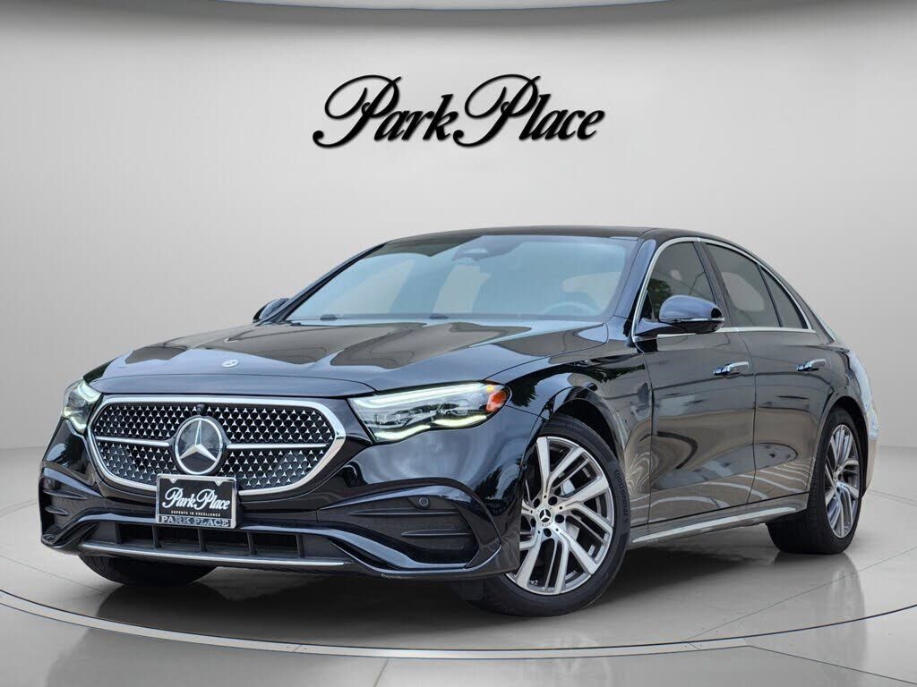 2025 MERCEDES-BENZ E-Class