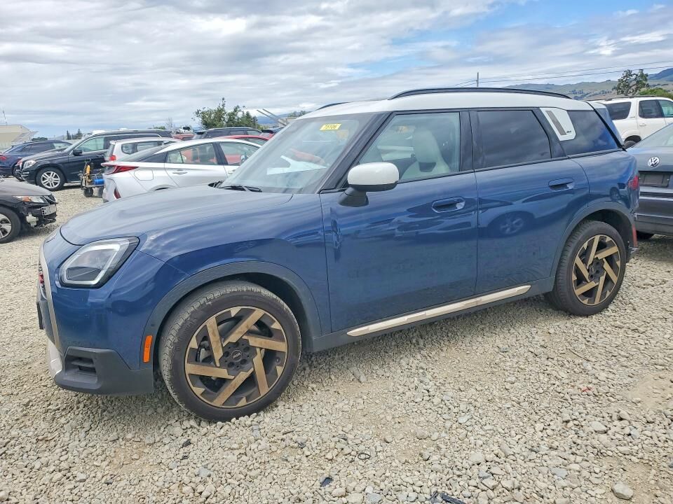 2025 MINI Countryman