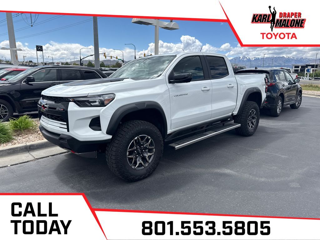 2025 CHEVROLET Colorado