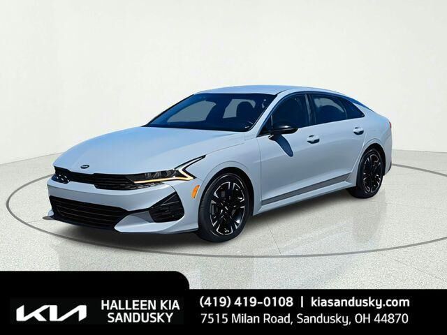 2021 KIA K5