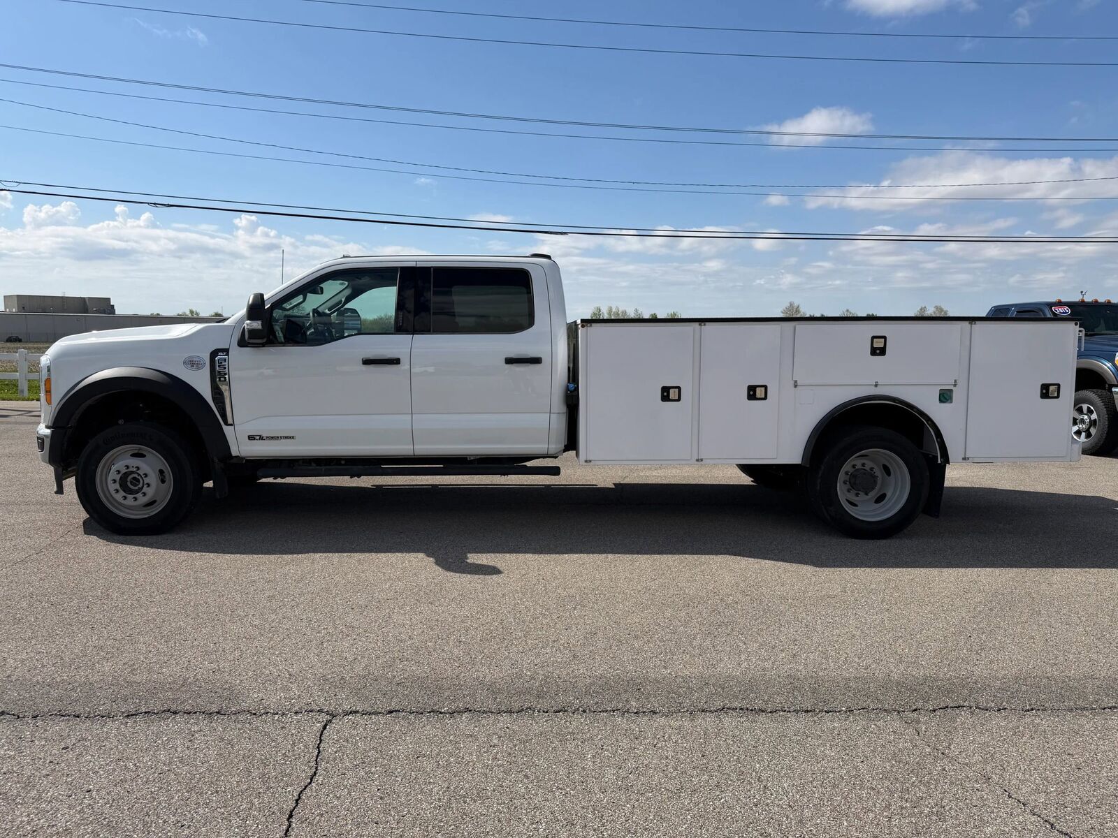2024 FORD F-550