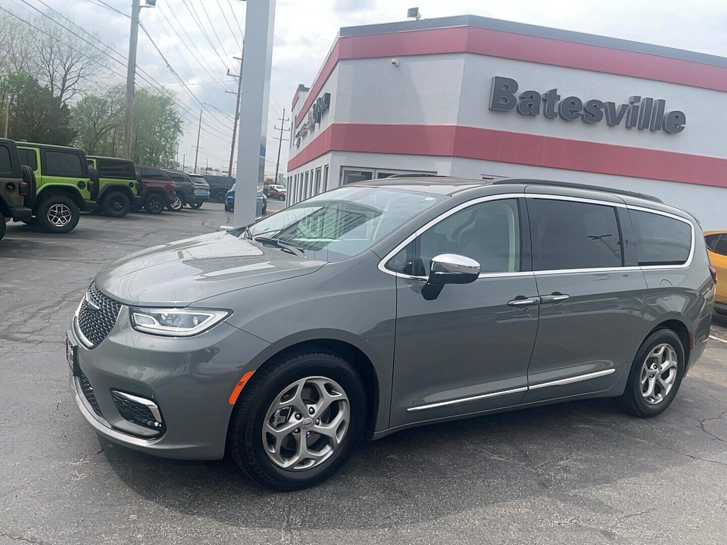 2023 CHRYSLER Pacifica