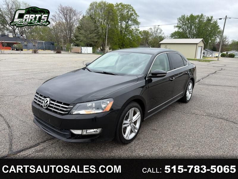 2012 VOLKSWAGEN Passat
