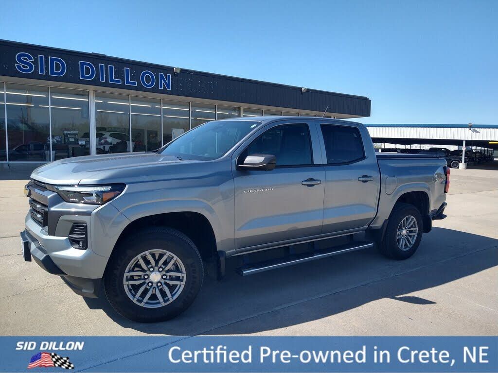 2025 CHEVROLET Colorado