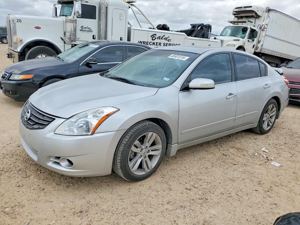 2012 NISSAN Altima