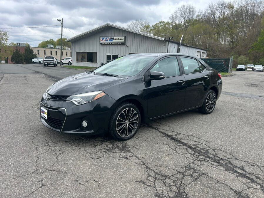 2015 TOYOTA Corolla