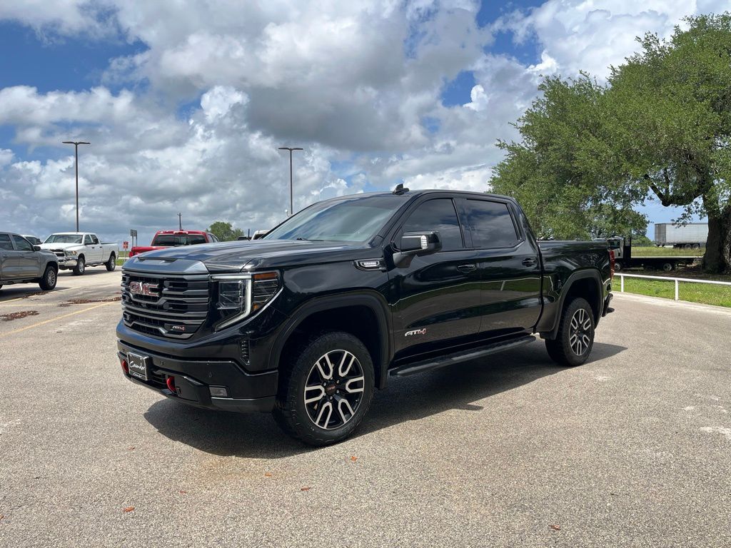2024 GMC Sierra