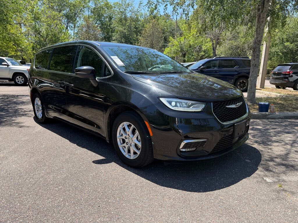 2023 CHRYSLER Pacifica