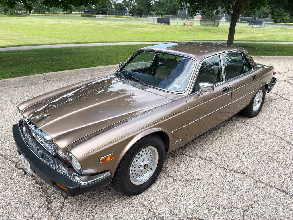 1985 JAGUAR XJ6