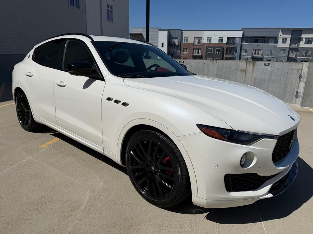 2019 MASERATI Levante