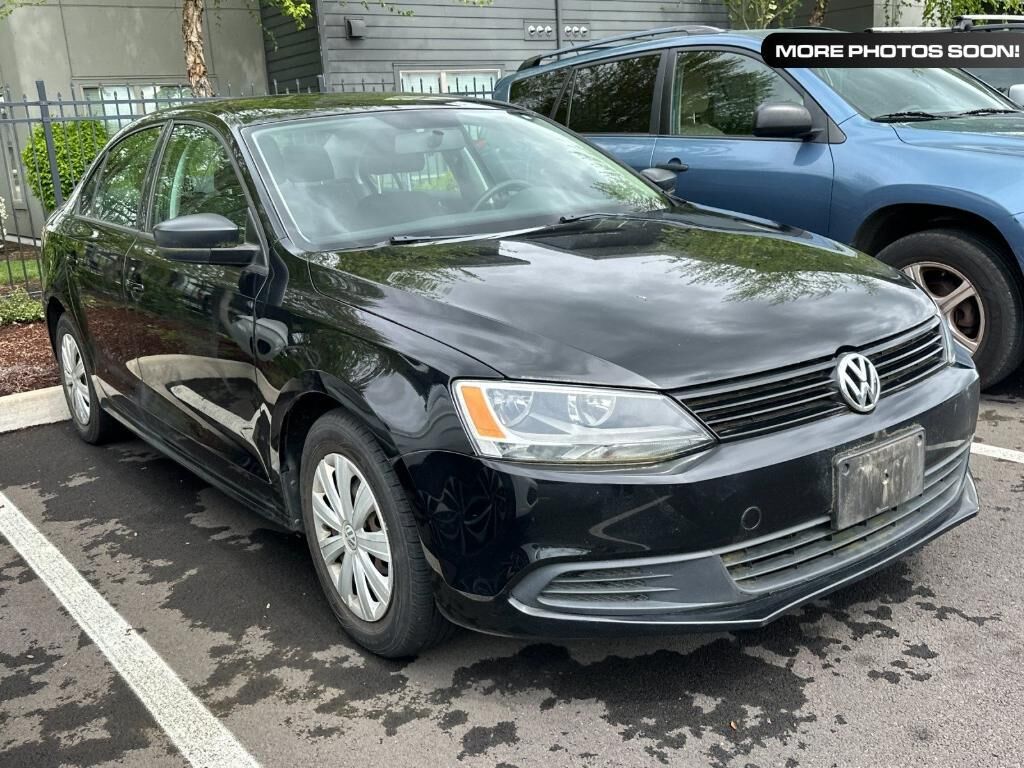 2013 VOLKSWAGEN Jetta