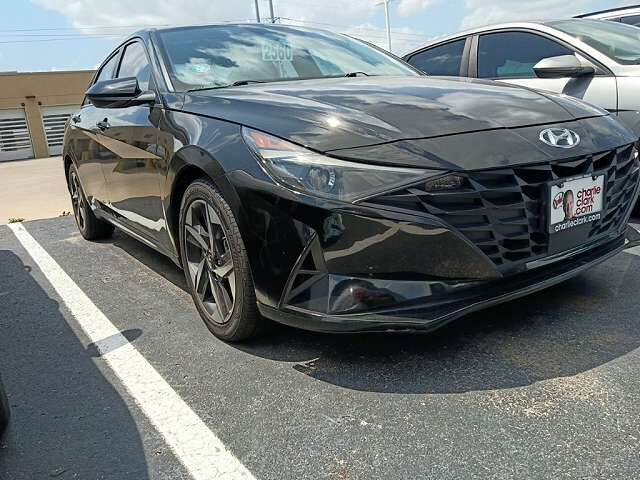 2023 HYUNDAI Elantra