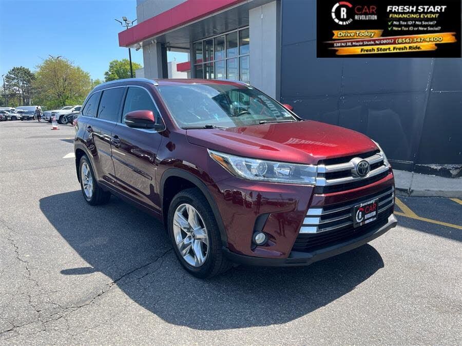 2017 TOYOTA Highlander