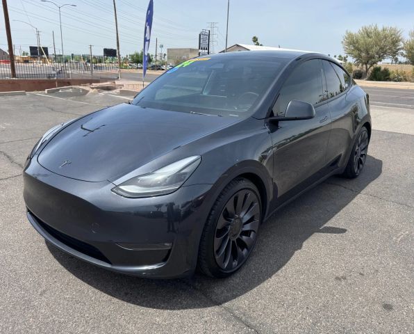 2024 TESLA Model Y
